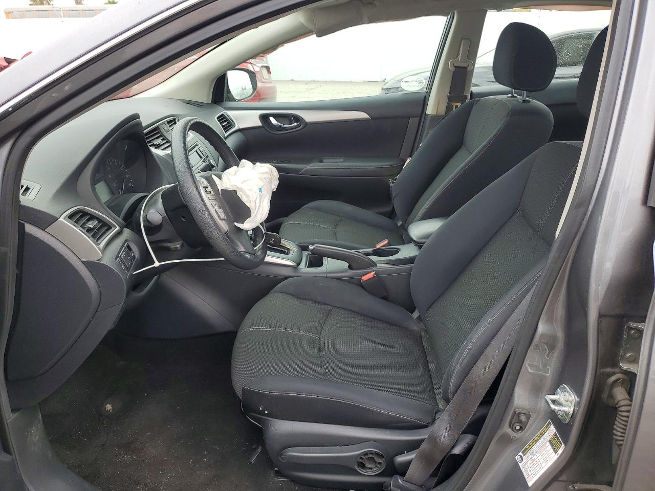 2017 NISSAN SENTRA S photo 13