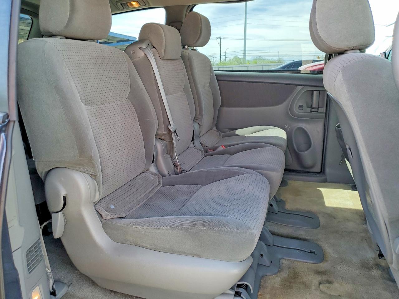 2006 TOYOTA SIENNA LE 8 PASSENGER photo 21