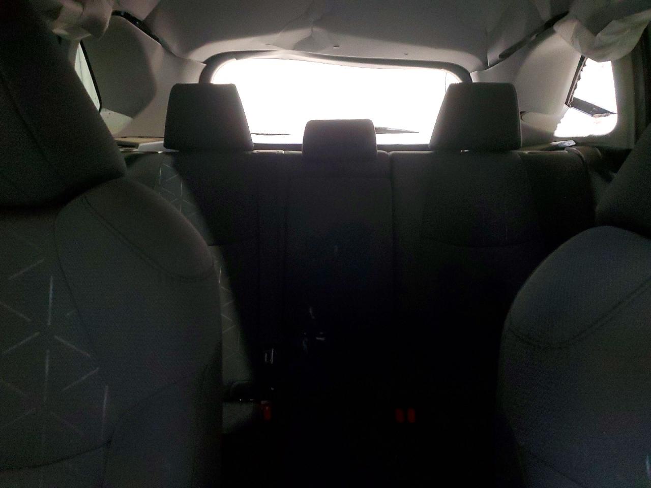 2024 TOYOTA RAV4 XLE photo 10
