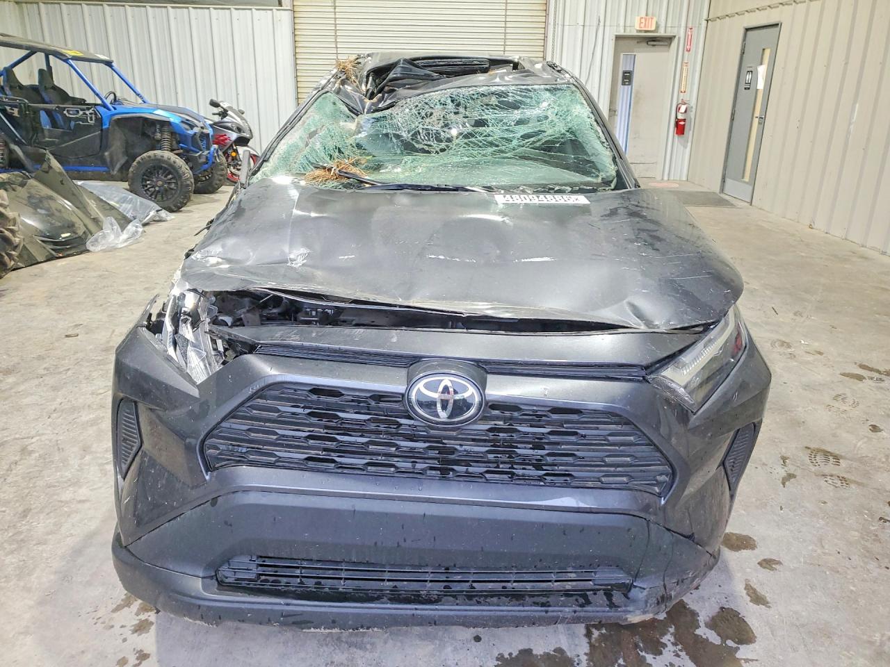 2024 TOYOTA RAV4 XLE photo 5