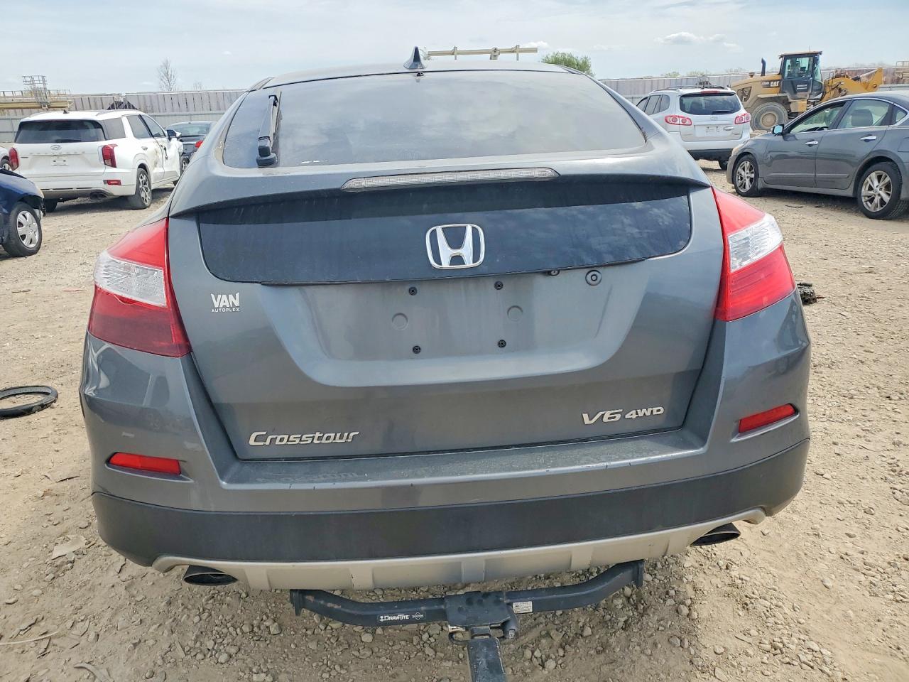 2014 HONDA CROSSTOUR photo 6
