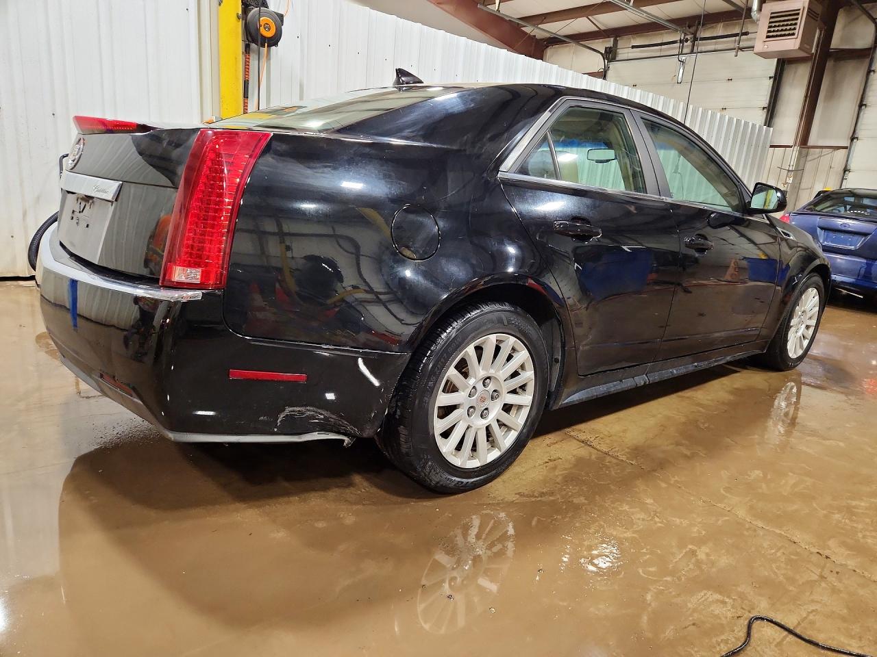 2011 CADILLAC CTS LUXURY COLLECTION photo 5