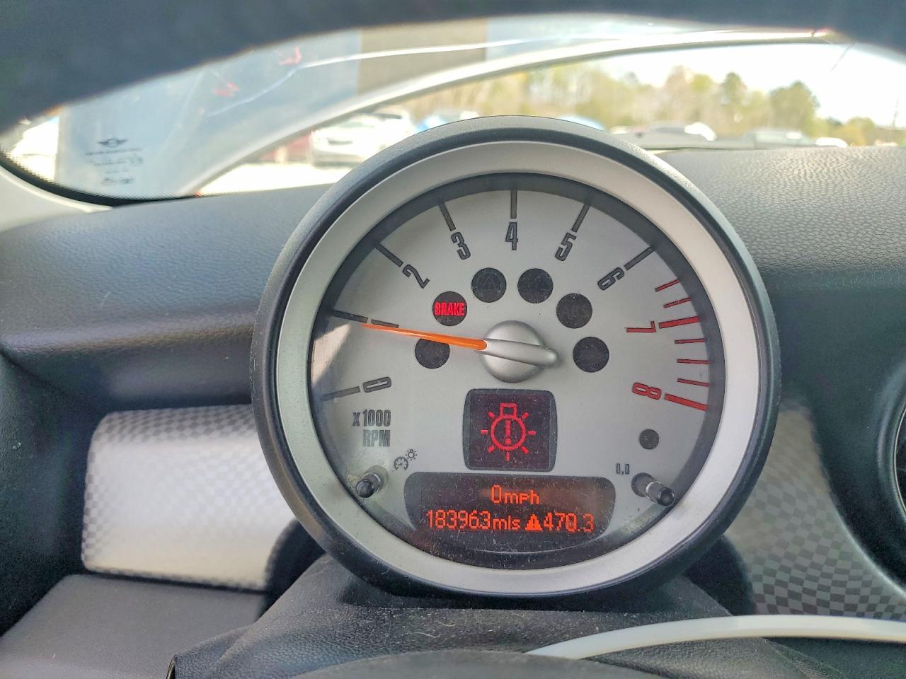 2010 MINI COOPER S photo 9