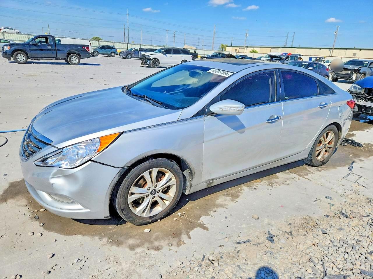 2013 HYUNDAI SONATA