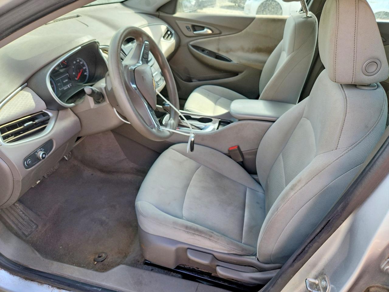 2016 CHEVROLET MALIBU L photo 13