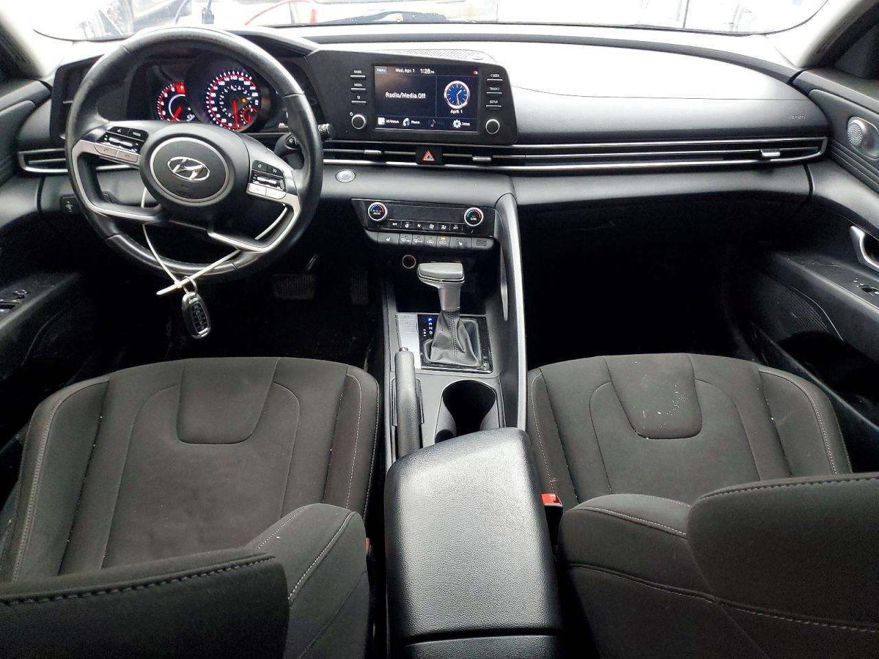 2021 HYUNDAI ELANTRA SEL photo 15