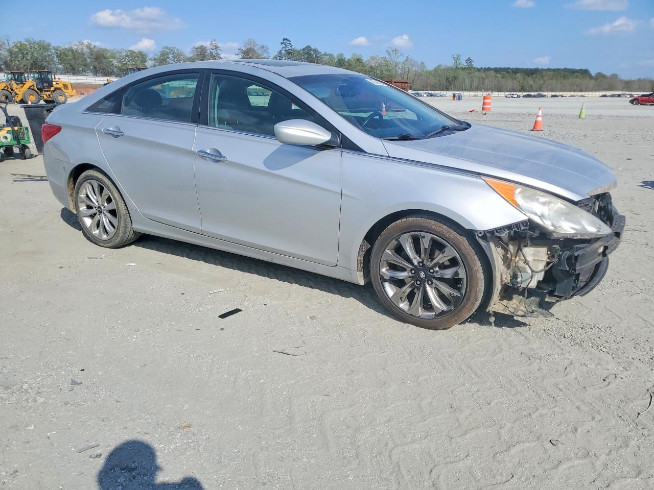 2013 HYUNDAI SONATA SE photo 7