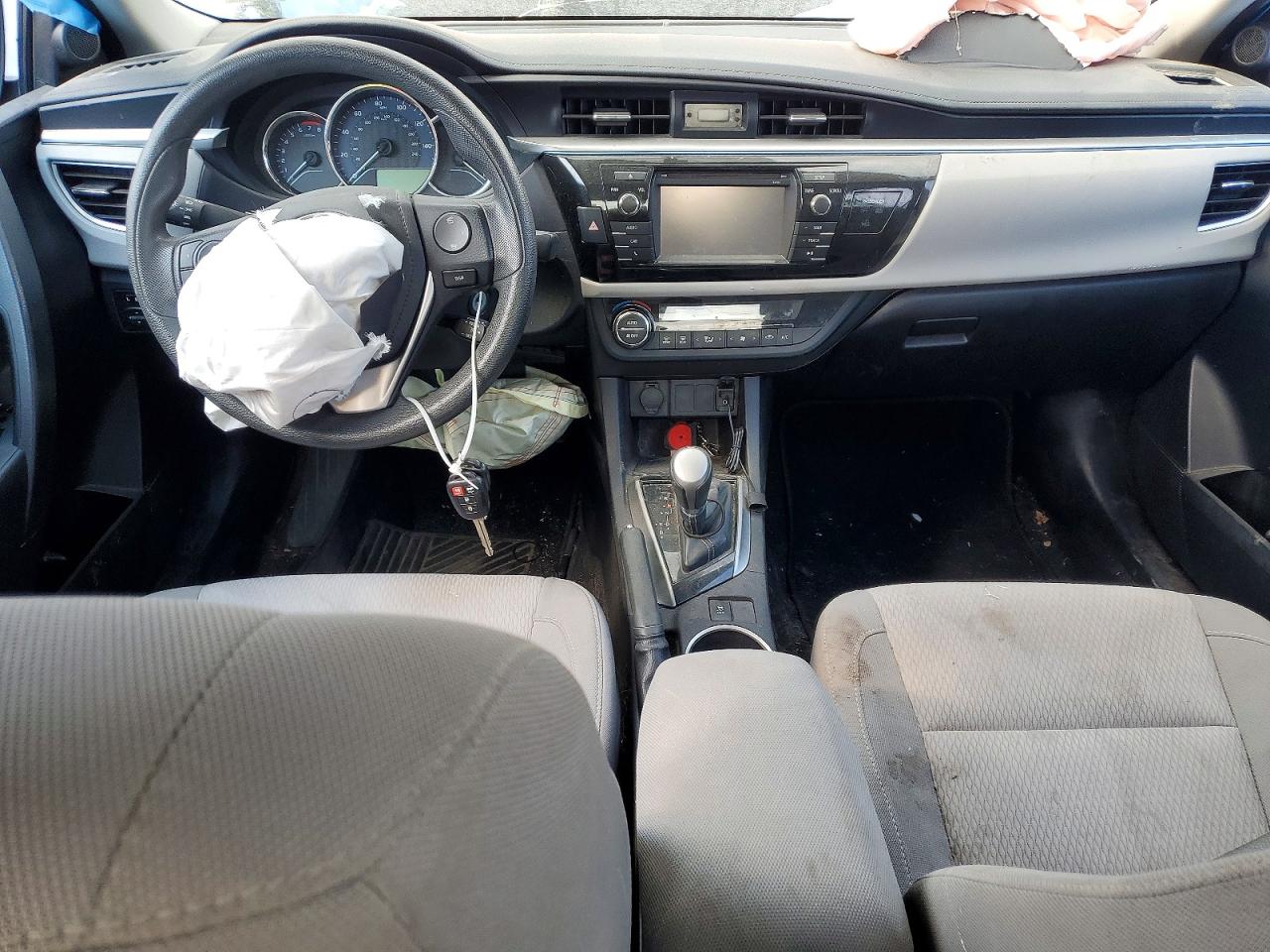 2014 TOYOTA COROLLA LE photo 22
