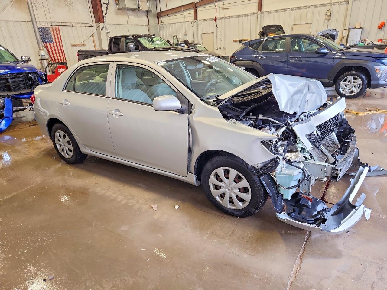 2010 TOYOTA COROLLA LE photo 7