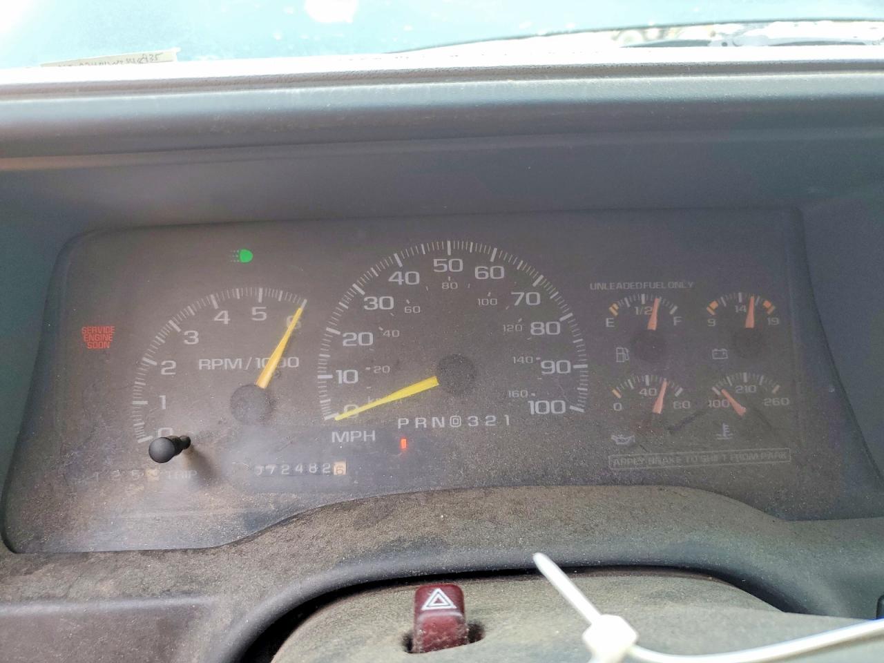 1998 GMC SIERRA C2500 photo 25