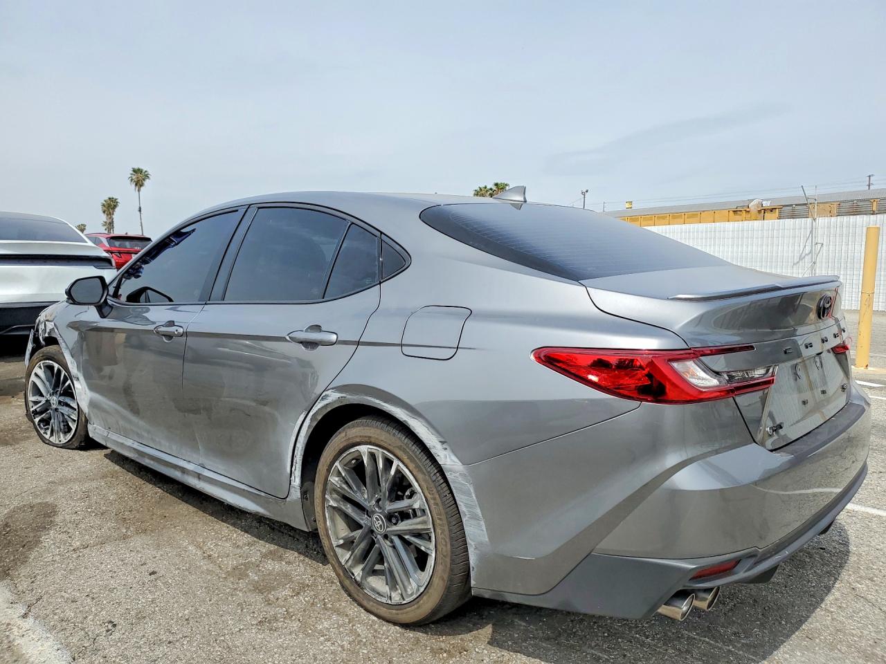 2026 TOYOTA CAMRY SE photo 3