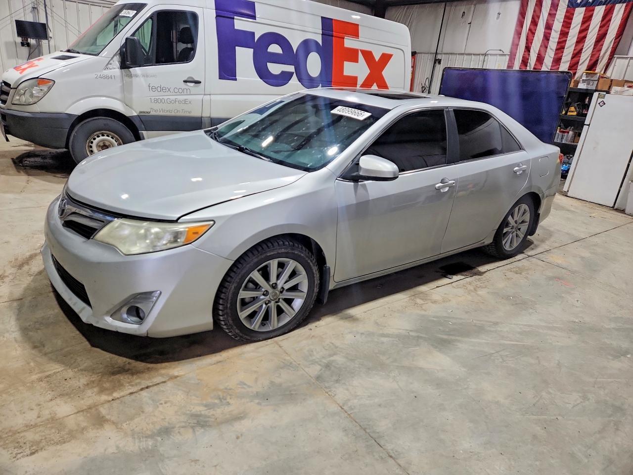 2014 TOYOTA CAMRY