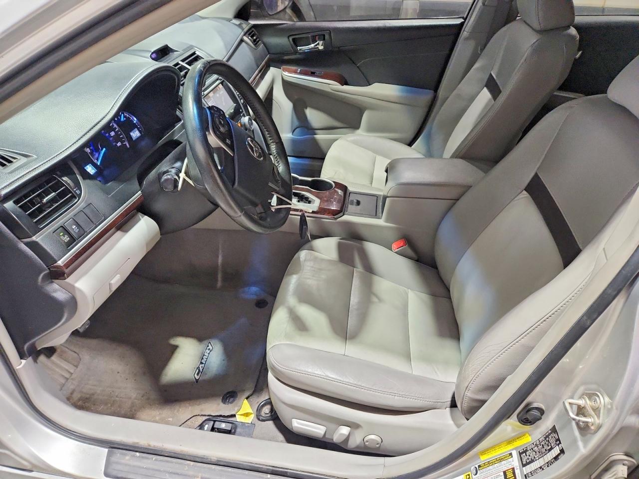 2014 TOYOTA CAMRY XLE V6 photo 13