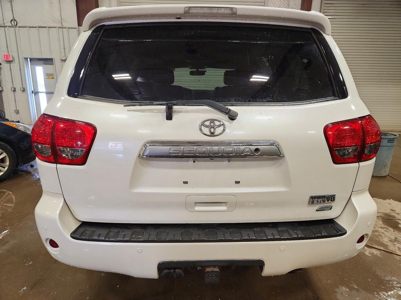 2012 TOYOTA SEQUOIA PLATINUM photo 6
