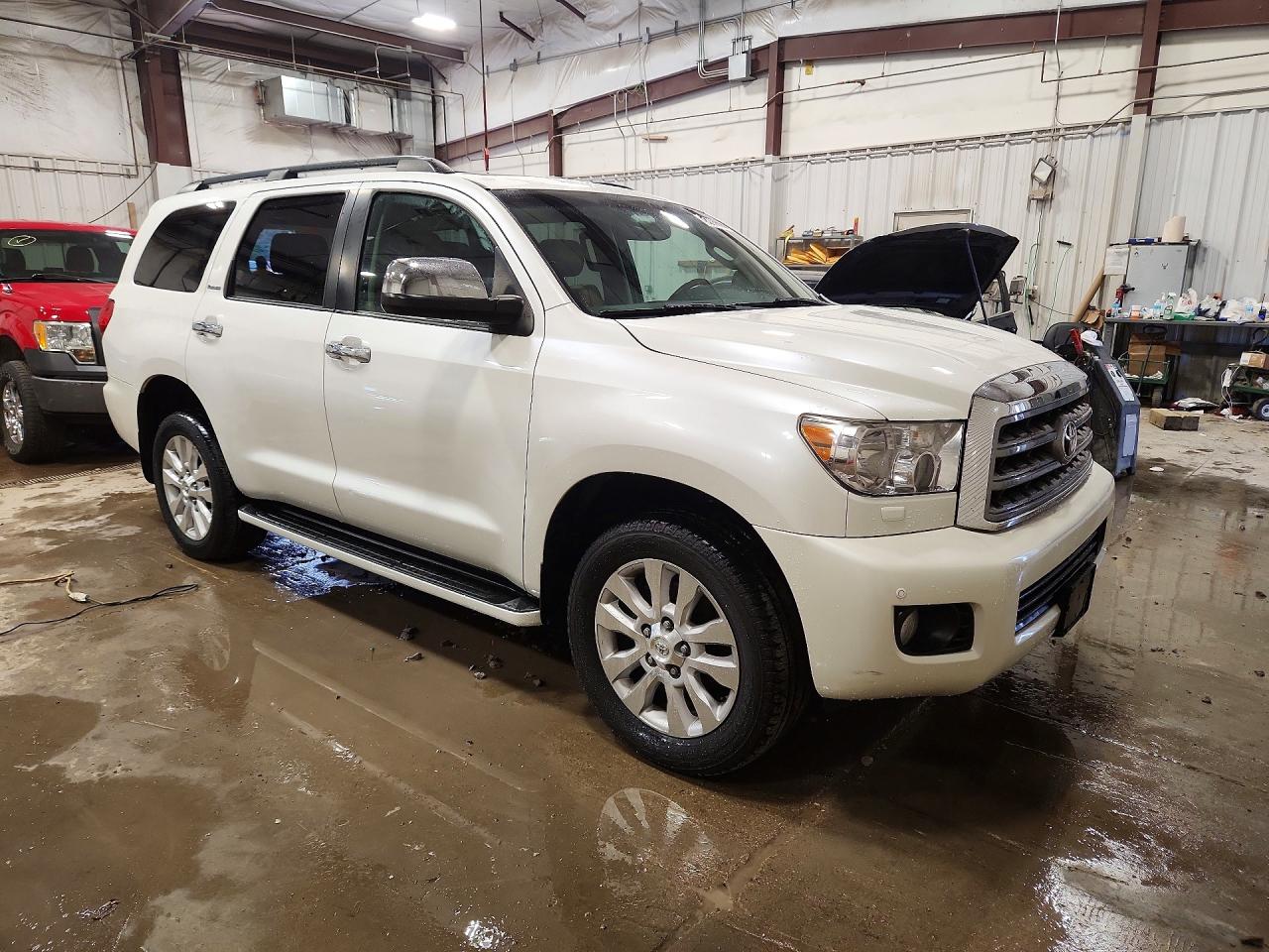 2012 TOYOTA SEQUOIA PLATINUM photo 4