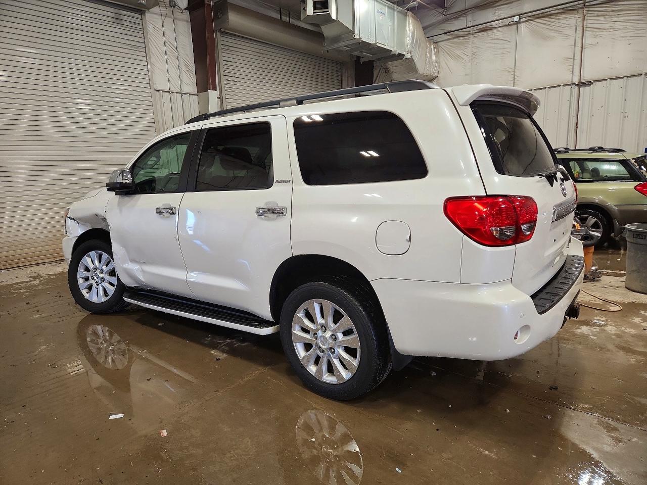 2012 TOYOTA SEQUOIA PLATINUM photo 2