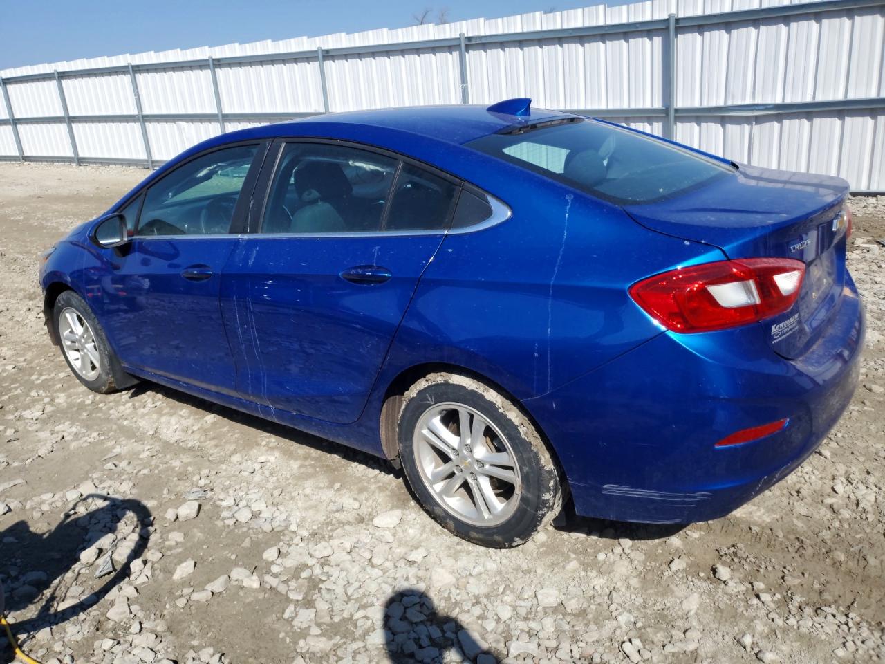 2017 CHEVROLET CRUZE LT photo 3