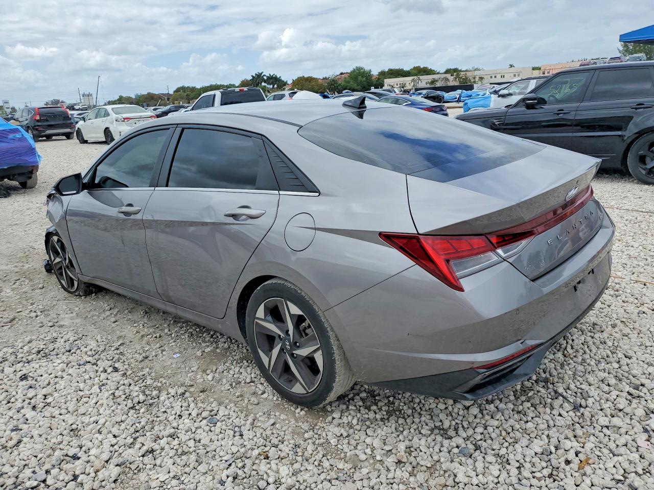 2023 HYUNDAI ELANTRA LIMITED photo 3