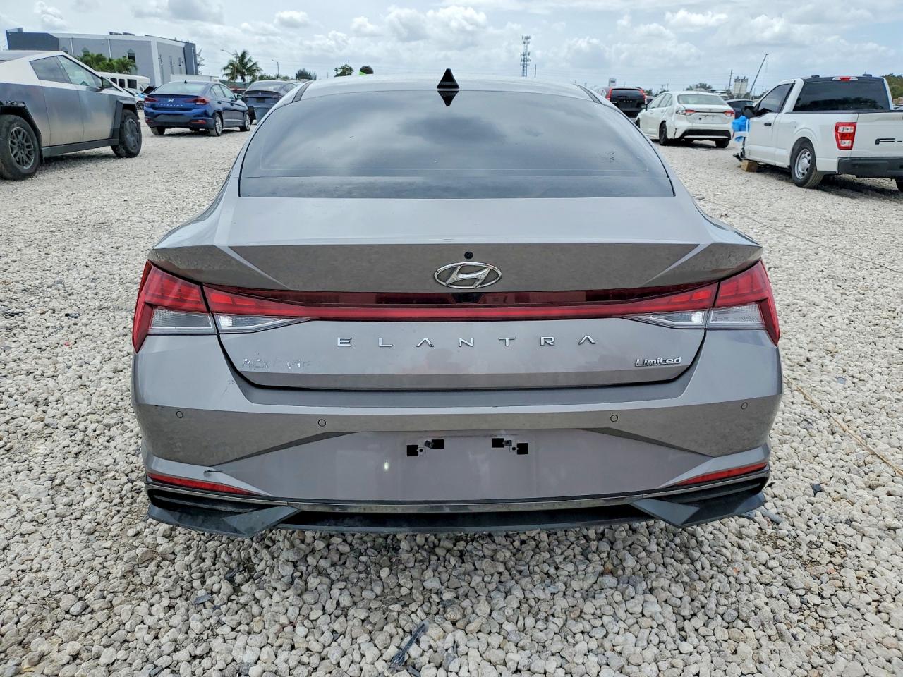 2023 HYUNDAI ELANTRA LIMITED photo 11
