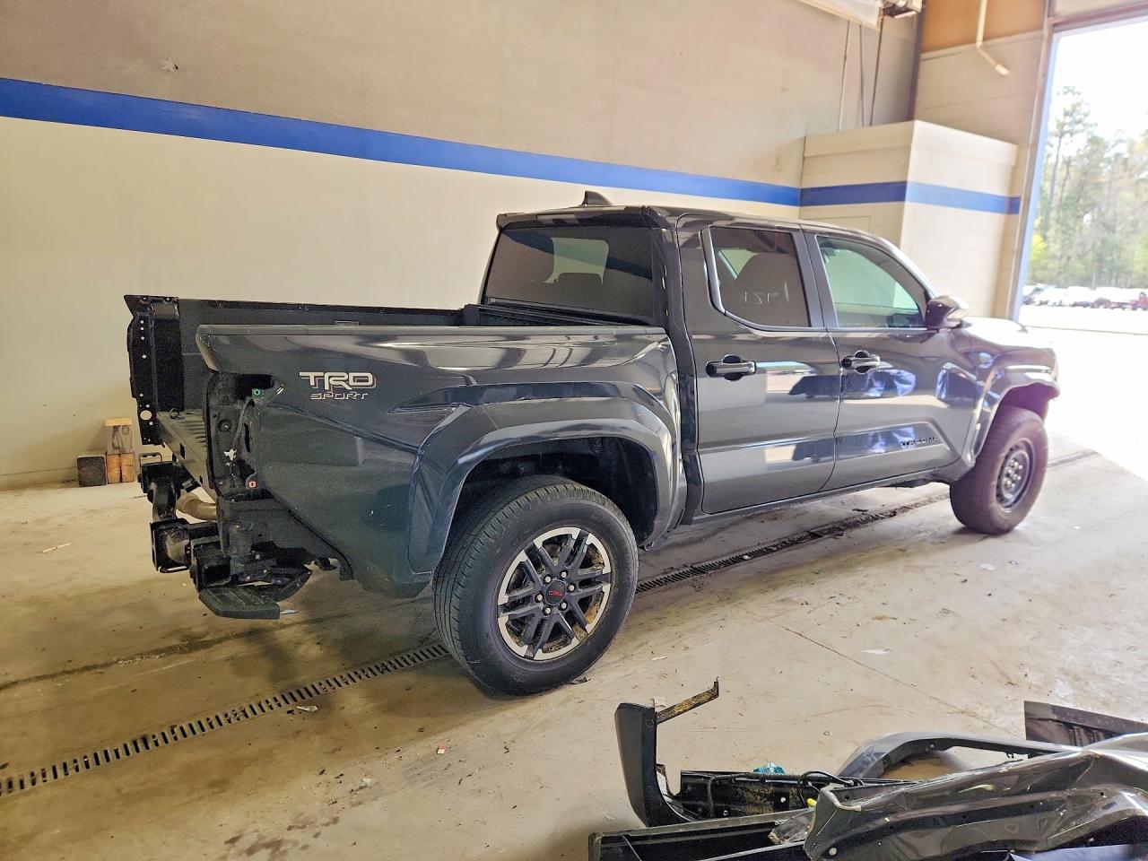 2024 TOYOTA TACOMA TRD SPORT photo 7