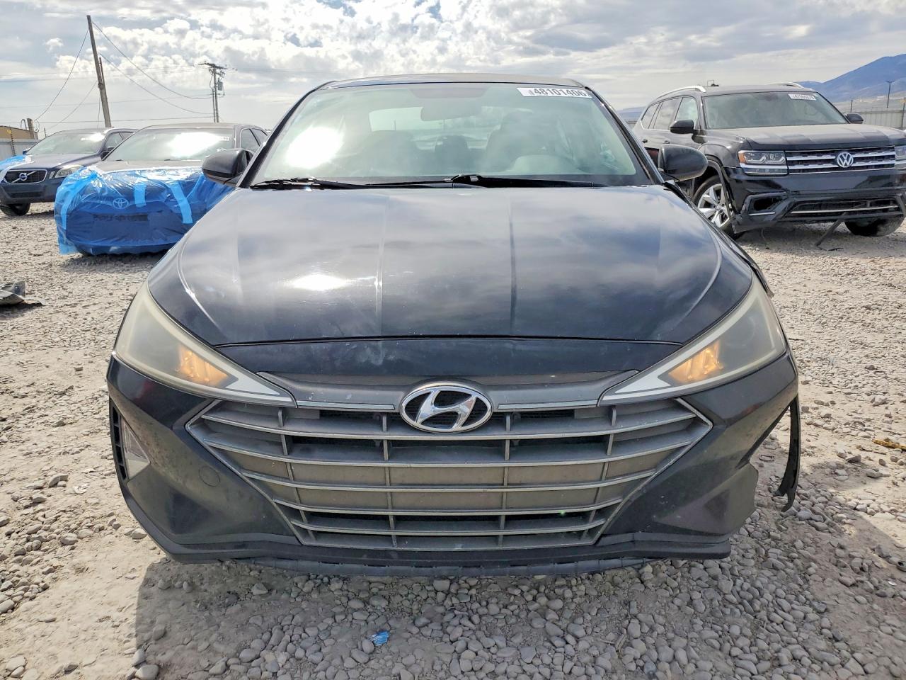 2019 HYUNDAI ELANTRA SE photo 9