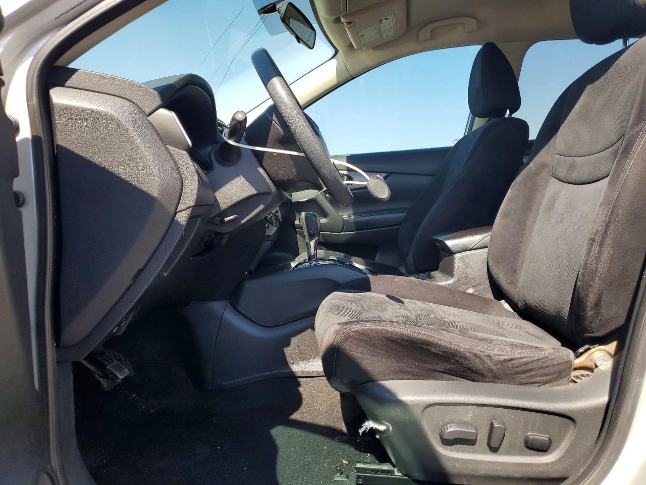 2014 NISSAN ROGUE SV photo 13