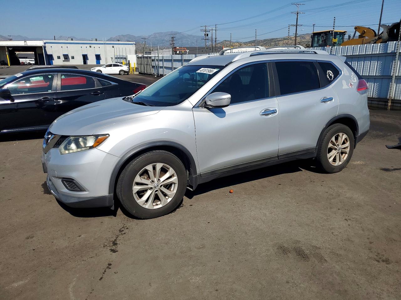2014 NISSAN ROGUE