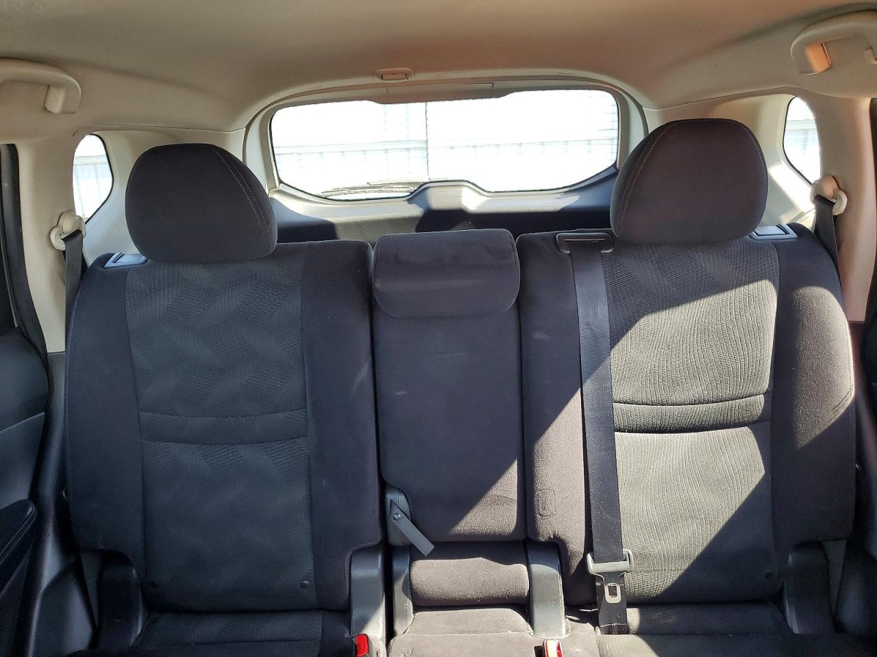 2014 NISSAN ROGUE SV photo 19