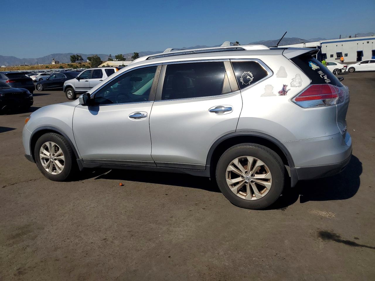 2014 NISSAN ROGUE SV photo 3