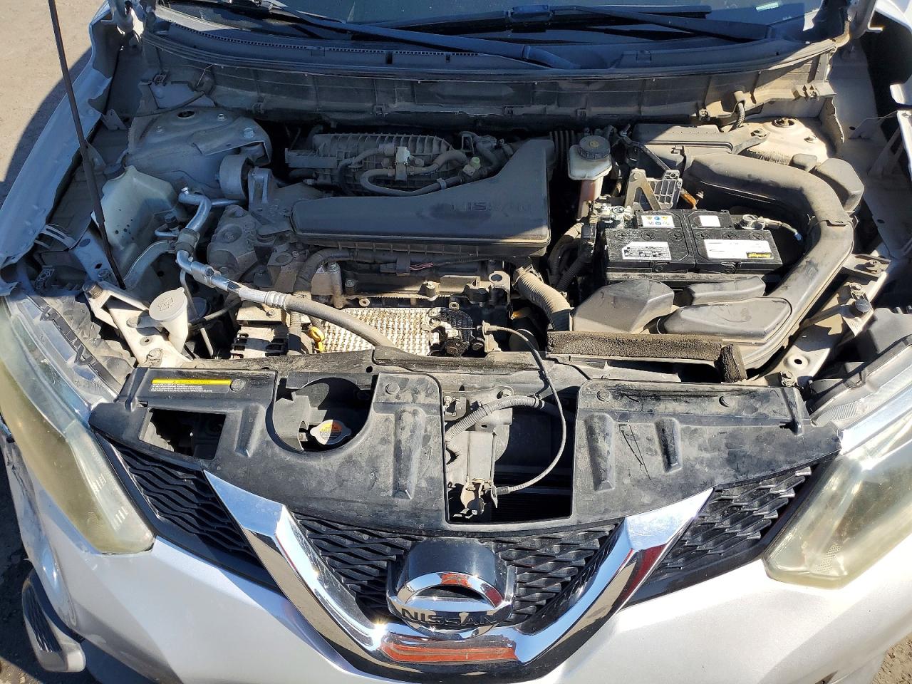2014 NISSAN ROGUE SV photo 23