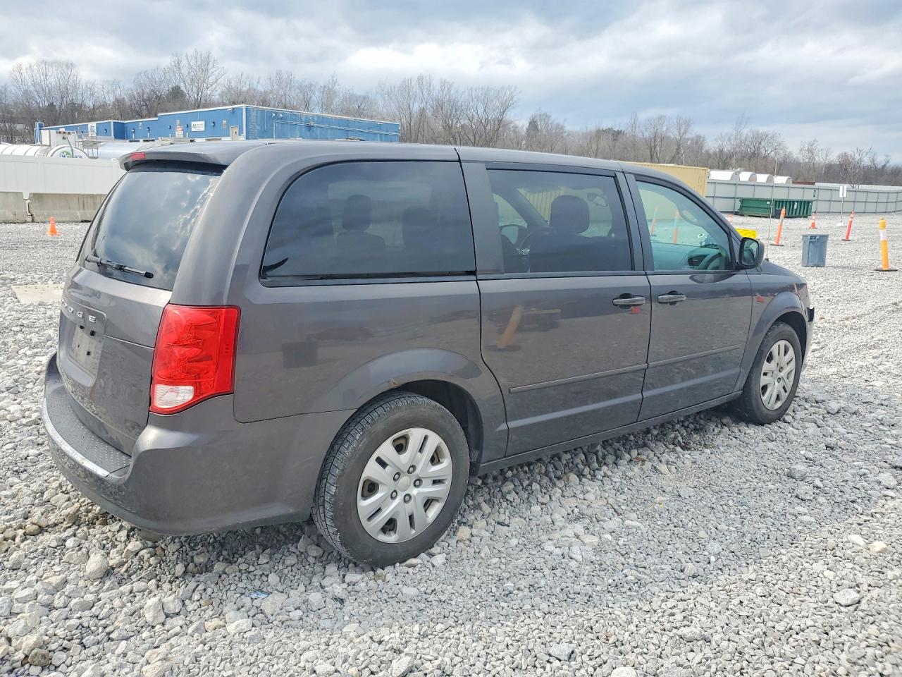 2015 DODGE GRAND CARAVAN SE photo 5