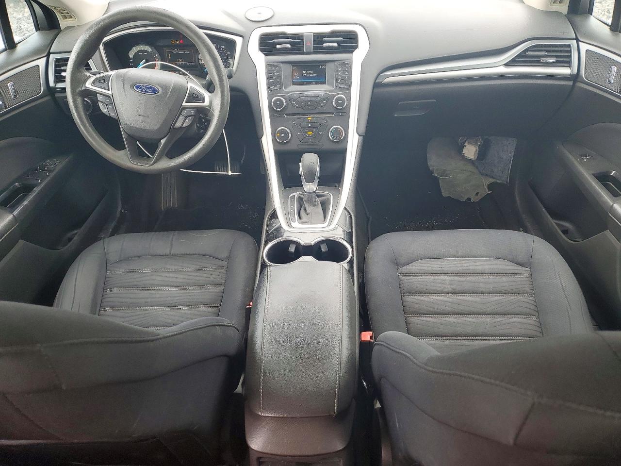 2016 FORD FUSION photo 15