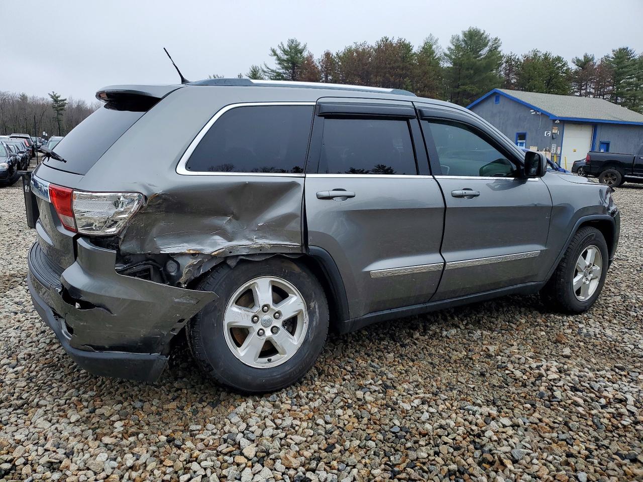 2012 JEEP GRAND CHEROKEE LAREDO photo 5