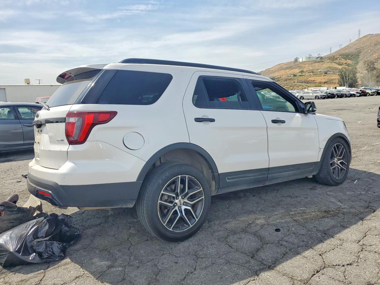 2016 FORD EXPLORER SPORT photo 5