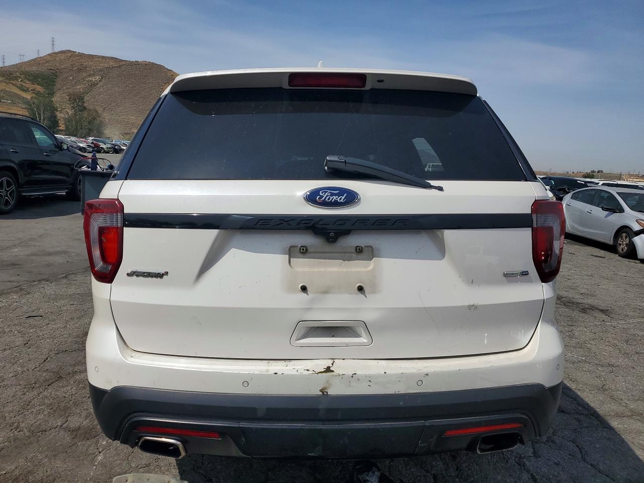 2016 FORD EXPLORER SPORT photo 11