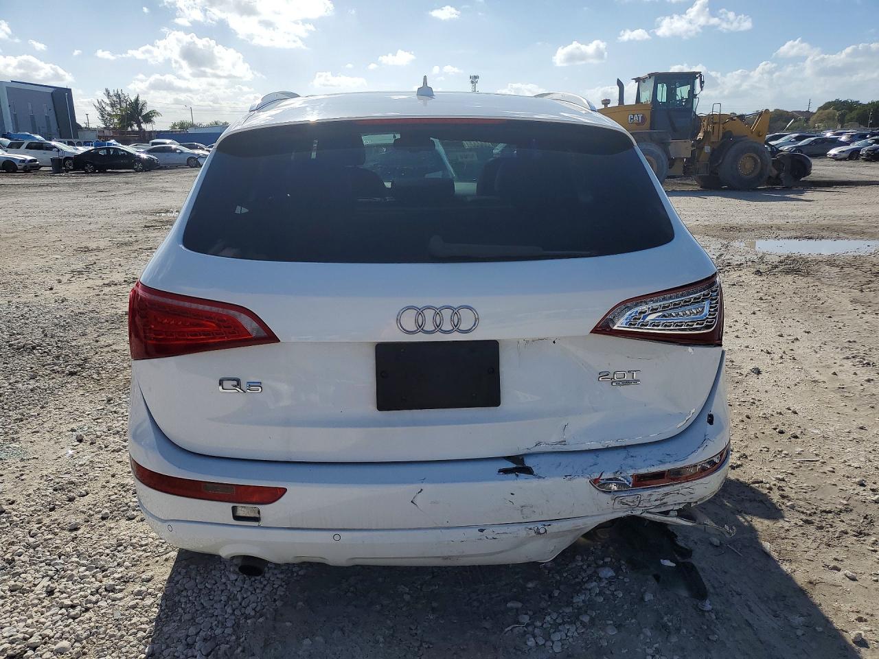 2011 AUDI Q5 PREMIUM PLUS photo 11