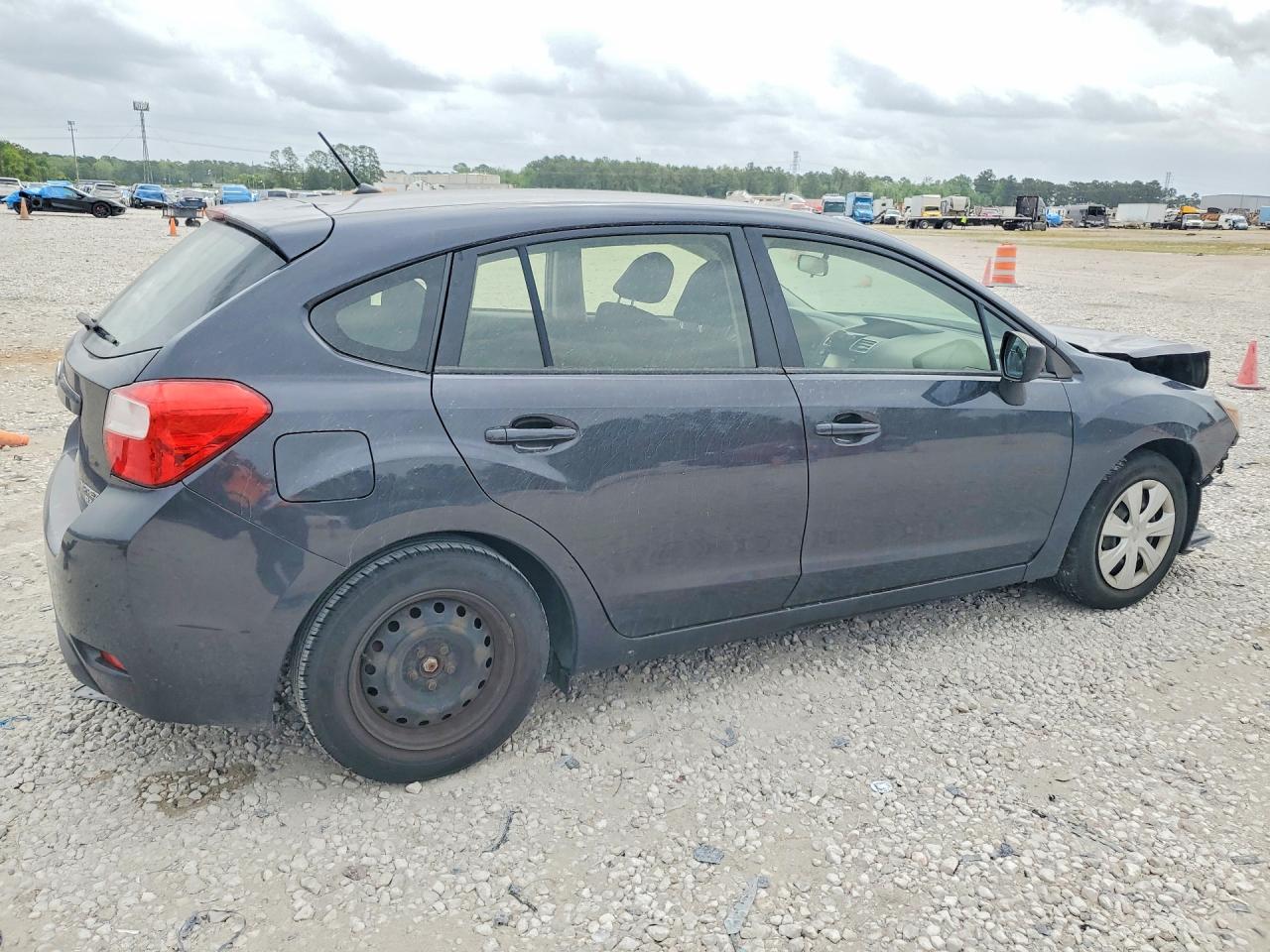 2016 SUBARU IMPREZA photo 5