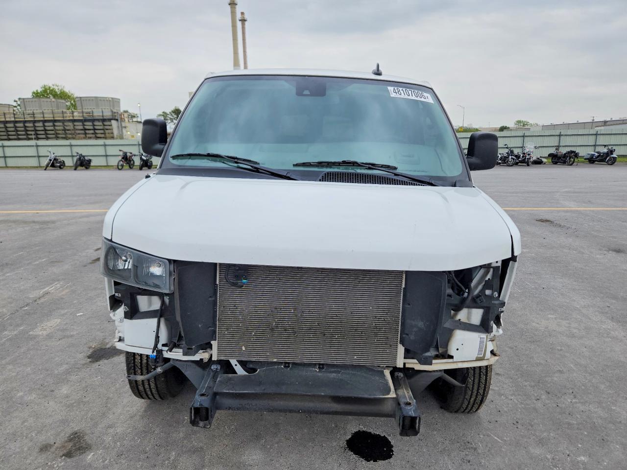 2024 CHEVROLET EXPRESS G3500 LS photo 13