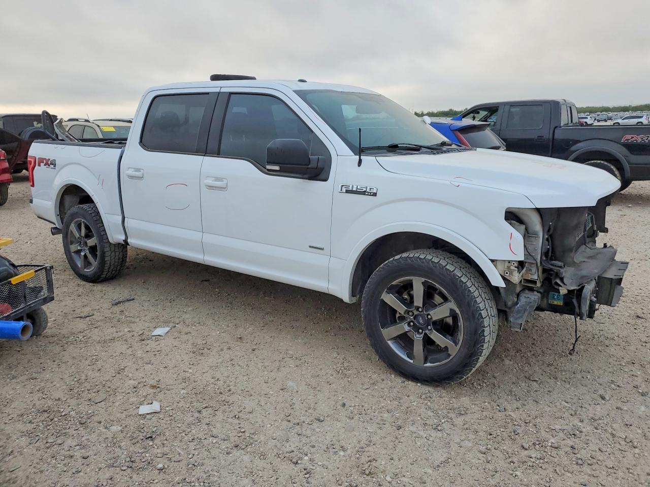 2015 FORD F150 SUPERCREW photo 7
