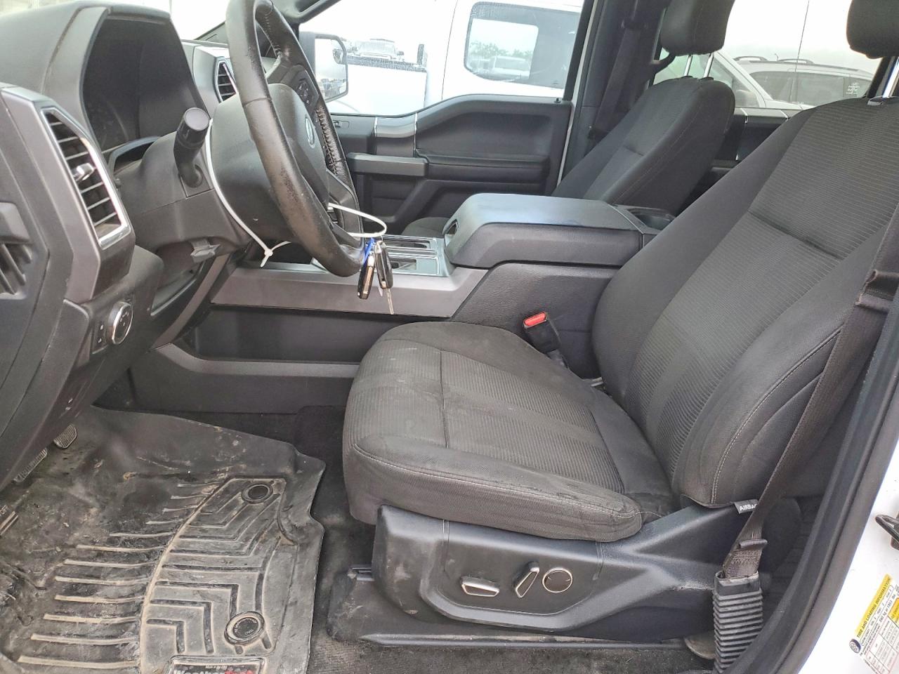 2015 FORD F150 SUPERCREW photo 13