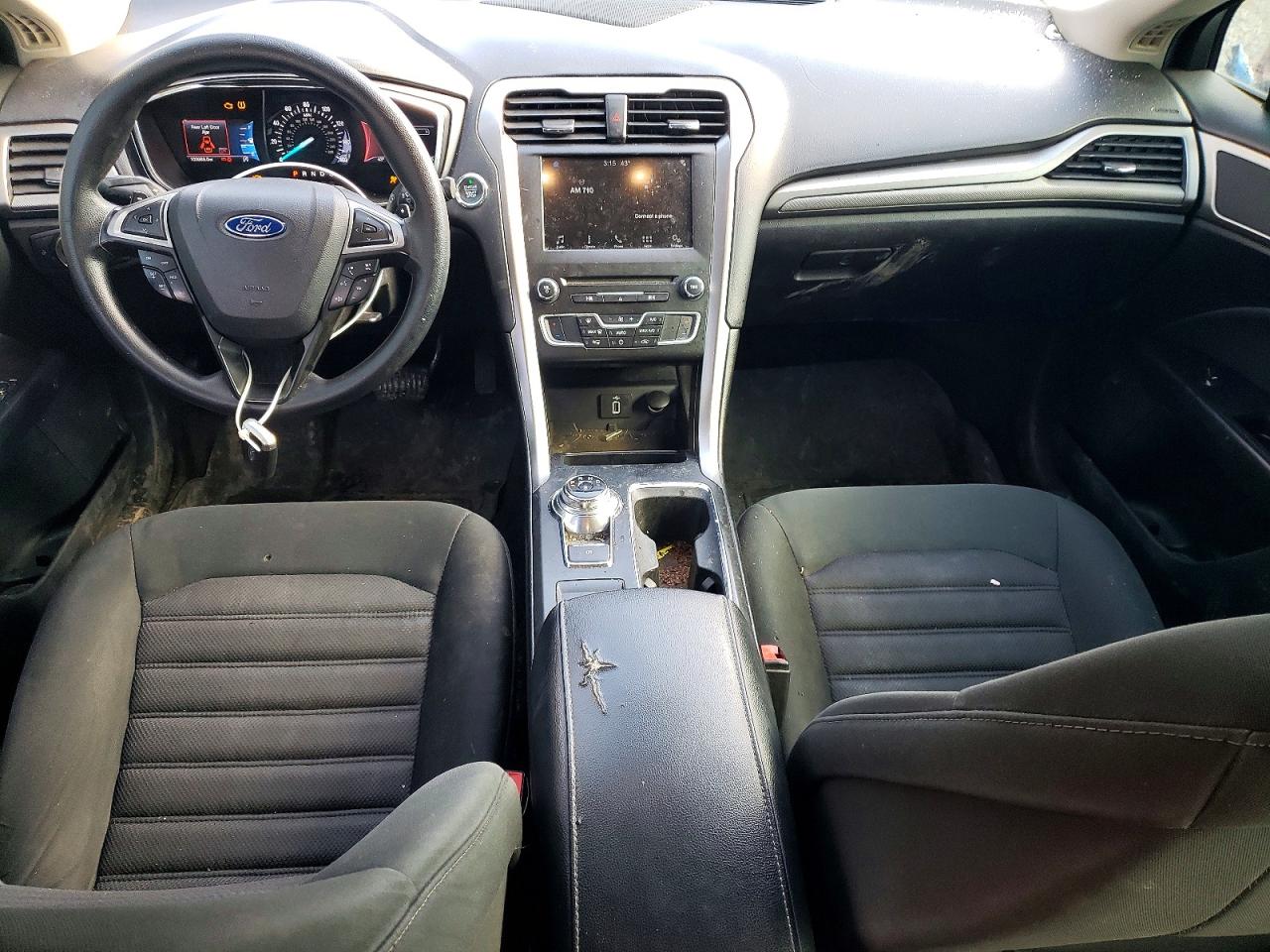 2017 FORD FUSION SE photo 22