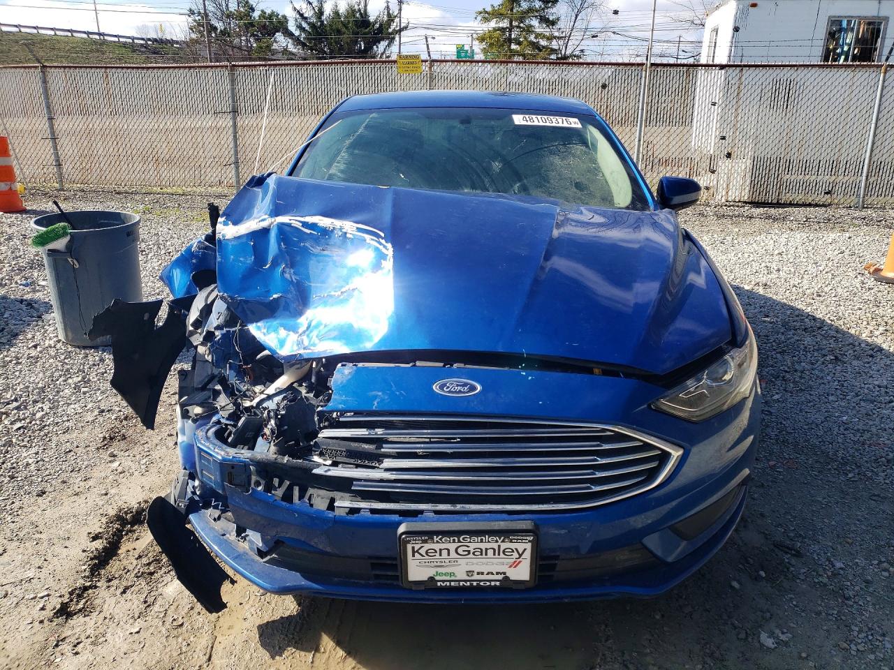2017 FORD FUSION SE photo 13