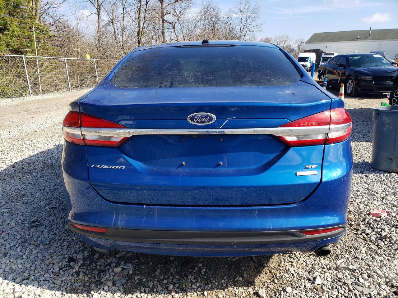 2017 FORD FUSION SE photo 16