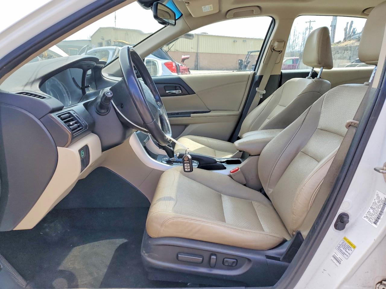 2013 HONDA ACCORD photo 13
