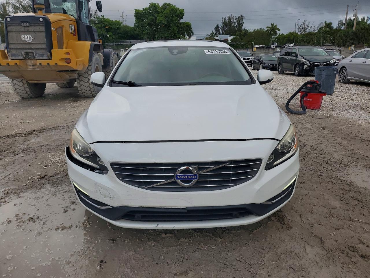 2016 VOLVO S60 PREMIER photo 13
