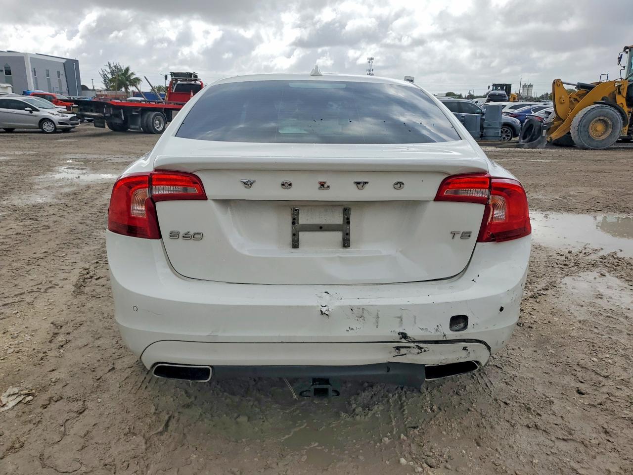2016 VOLVO S60 PREMIER photo 16