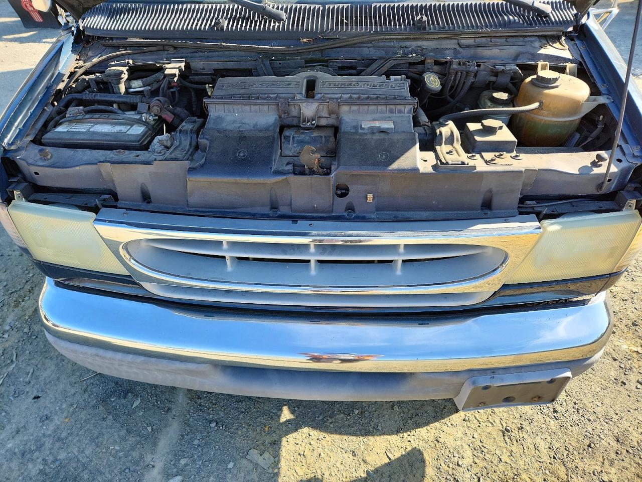 2002 FORD ECONOLINE E350 SUPER DUTY CUTAWAY VAN photo 12