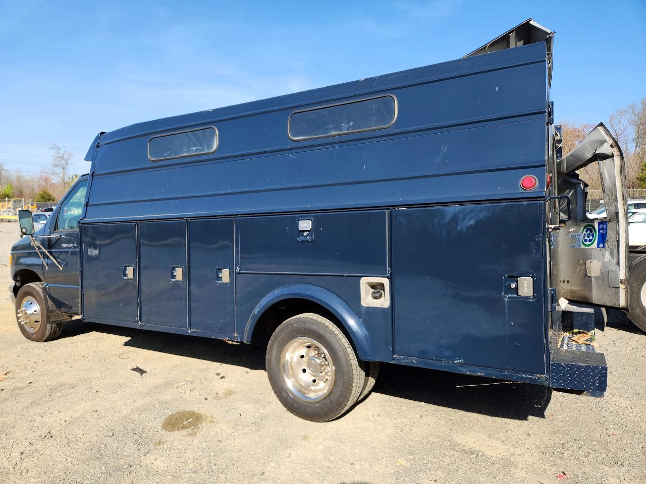 2002 FORD ECONOLINE E350 SUPER DUTY CUTAWAY VAN photo 2