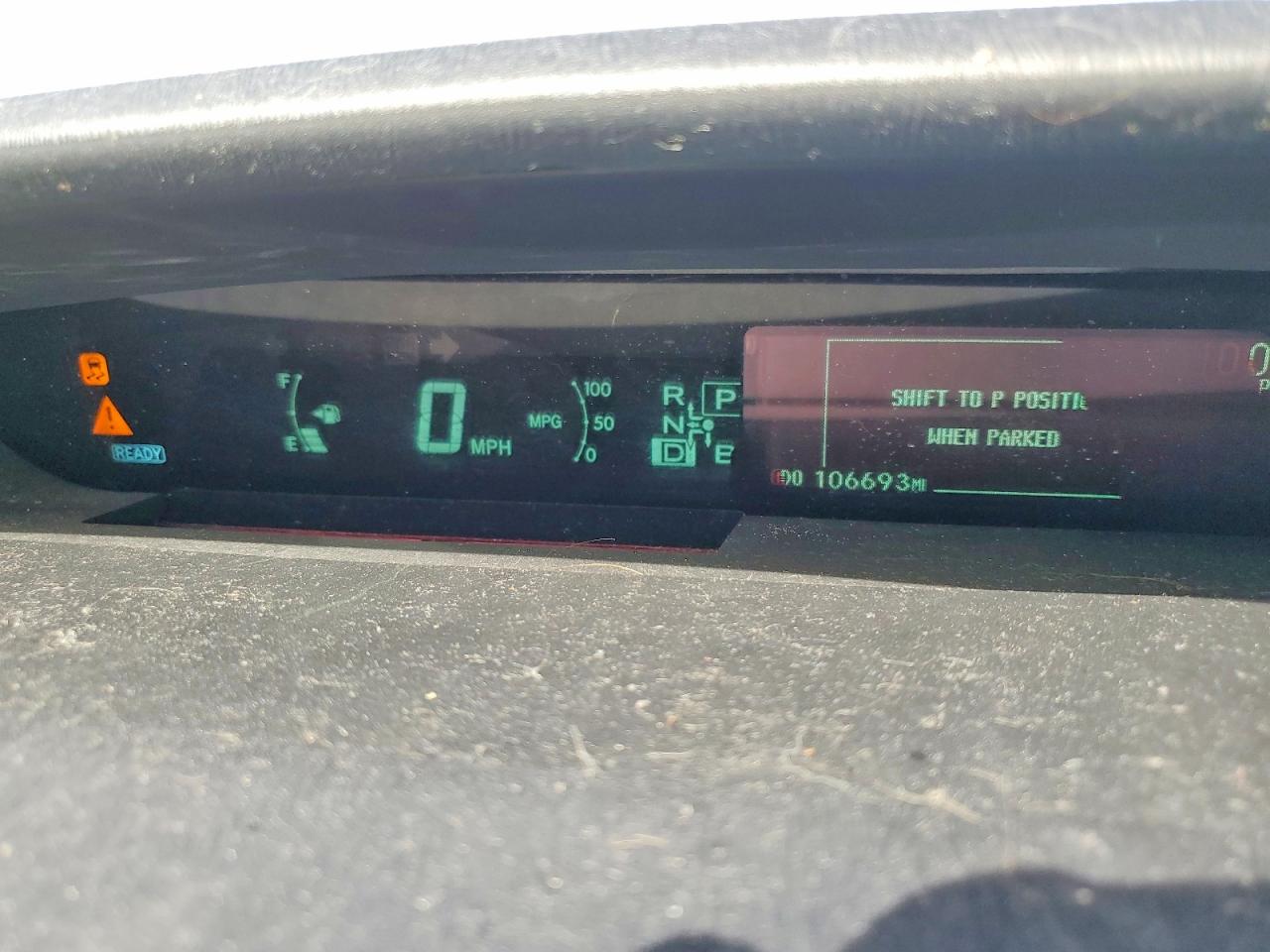 2015 TOYOTA PRIUS TWO photo 17