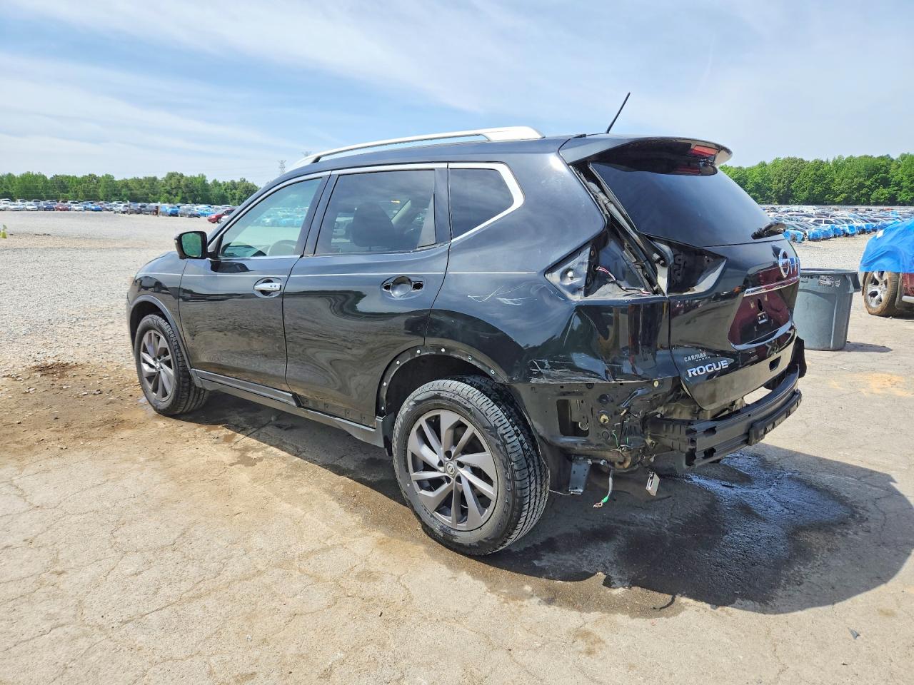2016 NISSAN ROGUE SL photo 2
